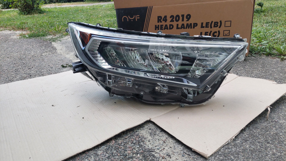 Фара Rav 4 USA 2019 2020 2021 2022 черная Фара Toyota Rav4 Фара Тайота Рав 4