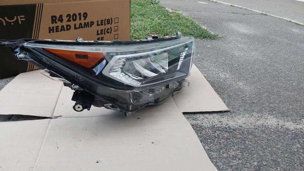 Фара Rav 4 USA 2019 2020 2021 2022 черная Фара Toyota Rav4 Фара Тайота Рав 4