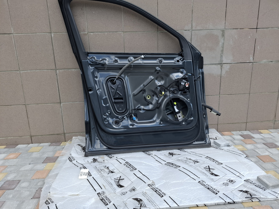 Двері передні ліві Audi Q5 80a 2018 - 2024 в зборі Дверь Ауди КУ 5 80A831051NSTL 