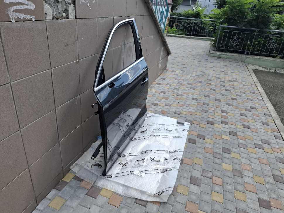 Двері передні ліві Audi Q5 80a 2018 - 2024 в зборі Дверь Ауди КУ 5 80A831051NSTL 