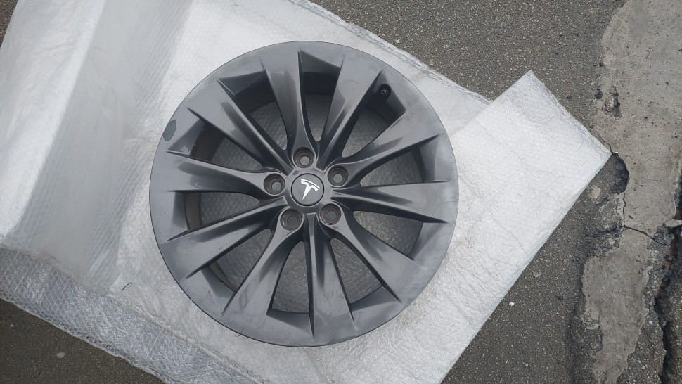 Диск Tesla Model S SR R19 8j et40 1059337-00-a Диск Тесла модель С