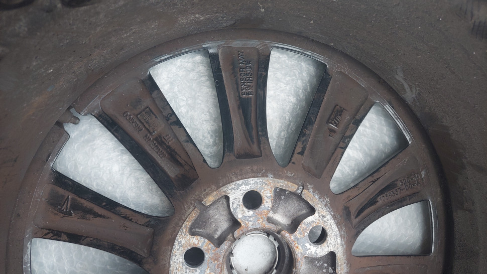 Диск Tesla Model S SR R19 8j et40 1059337-00-a Диск Тесла модель С