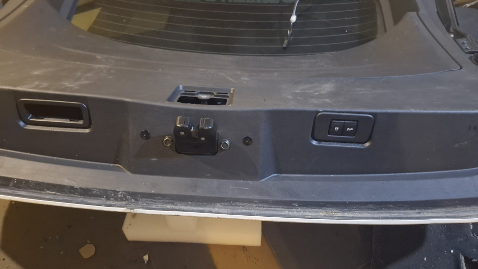 ​Ляда Nissan Rogue T33 2024 2023 2022 2021 2020 білий перламутр електрична. ​Крышка багажника Нисан Рог Т33