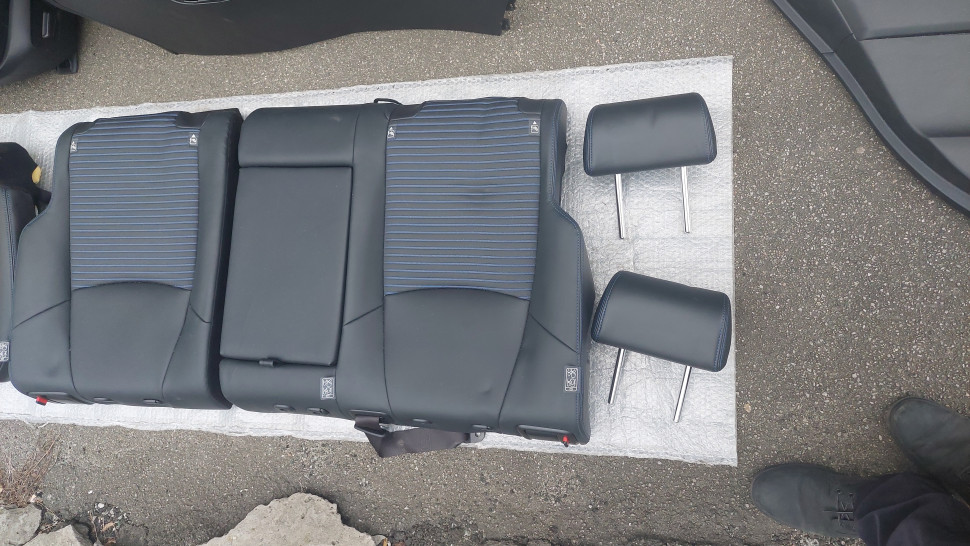 Сиденье Toyota Rav4 2019 2020 2021 2022 2023 Кожа Салон Тойота Рав4 кресло, карты, подлокотник.