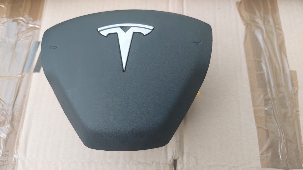 Подушка безопасности Tesla model 3 airbag в руль водительская 2018+