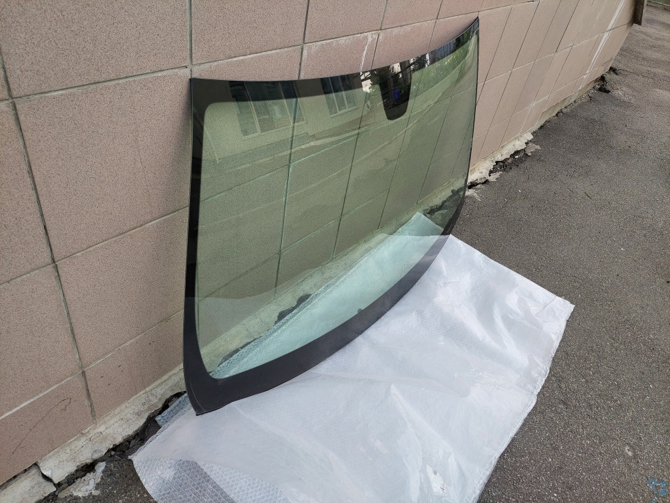 Лобовое стекло Mercedes W212 обогрев стекло Мерседес 212 A2126701200