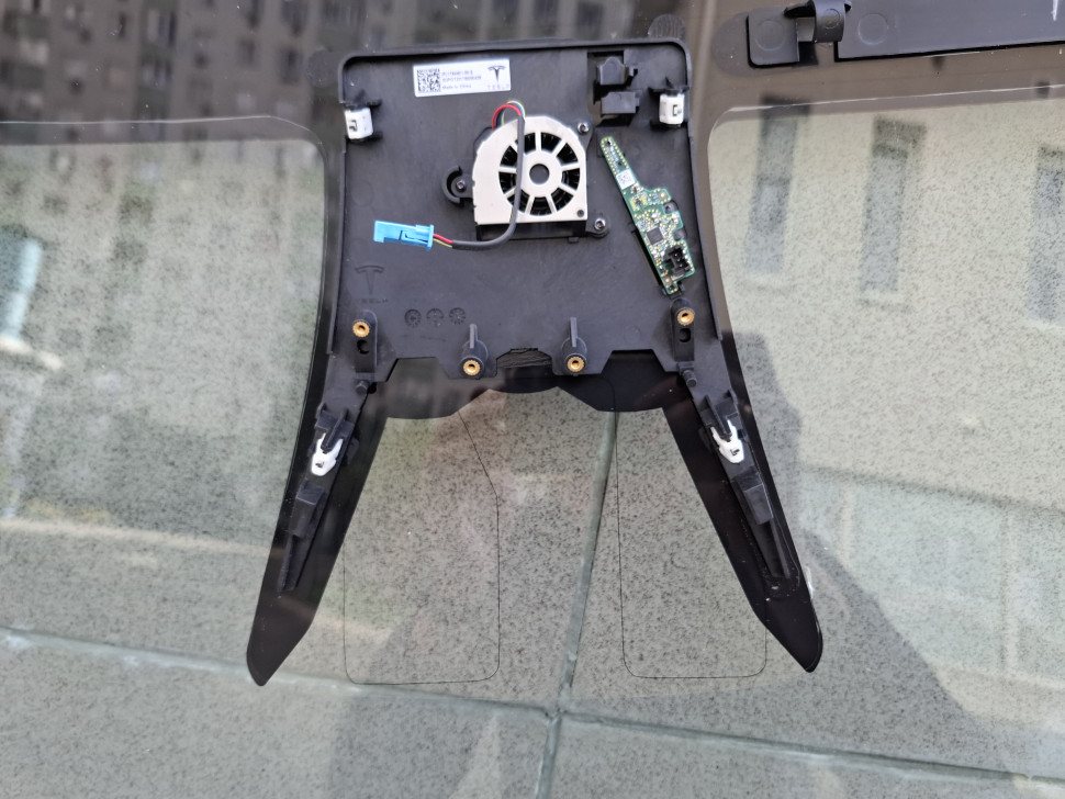 Б/У Лобовое стекло Tesla Model Y 2023 2024 2025 автопилот 4 полосы Скло Тесла У