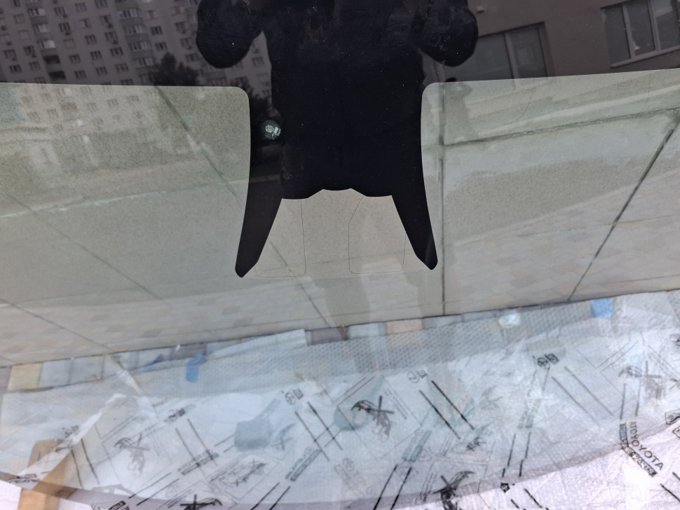 Б/У Лобовое стекло Tesla Model Y 2023 2024 2025 автопилот 4 полосы Скло Тесла У