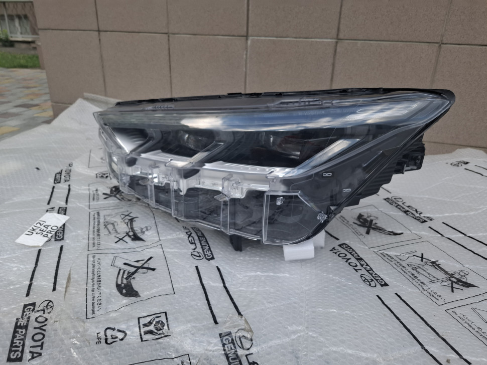 Фара Ford Mustang Mach-E Premium левая Америка фара Форд Мустанг Мач Е LJ8Z13008AH LJ8B-13E015-DF