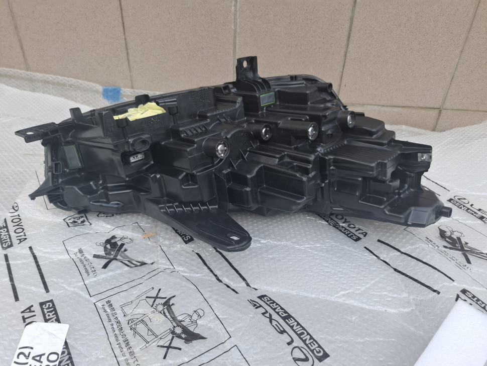 Фара Ford Mustang Mach-E Premium левая Америка фара Форд Мустанг Мач Е LJ8Z13008AH LJ8B-13E015-DF