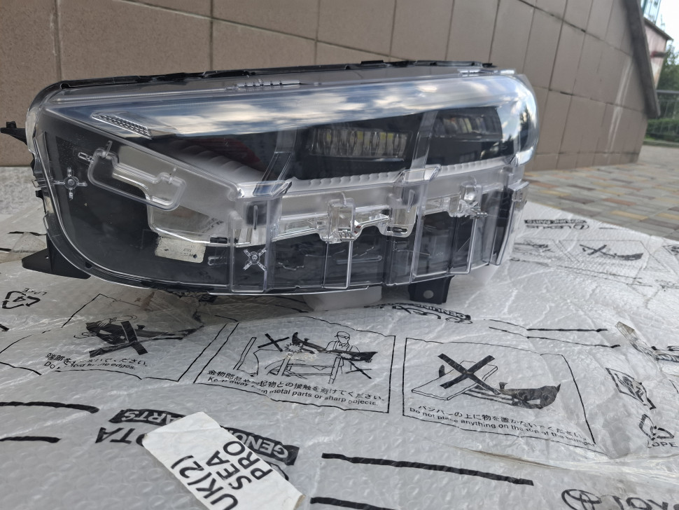 Фара Ford Mustang Mach-E Premium левая Америка фара Форд Мустанг Мач Е LJ8Z13008AH LJ8B-13E015-DF