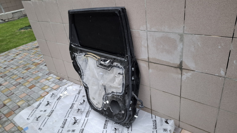 Дверь Nissan Rogue X- Trail T32 14 2016 2017 2018 2019 2020 Дверь Рог 821014BA0A