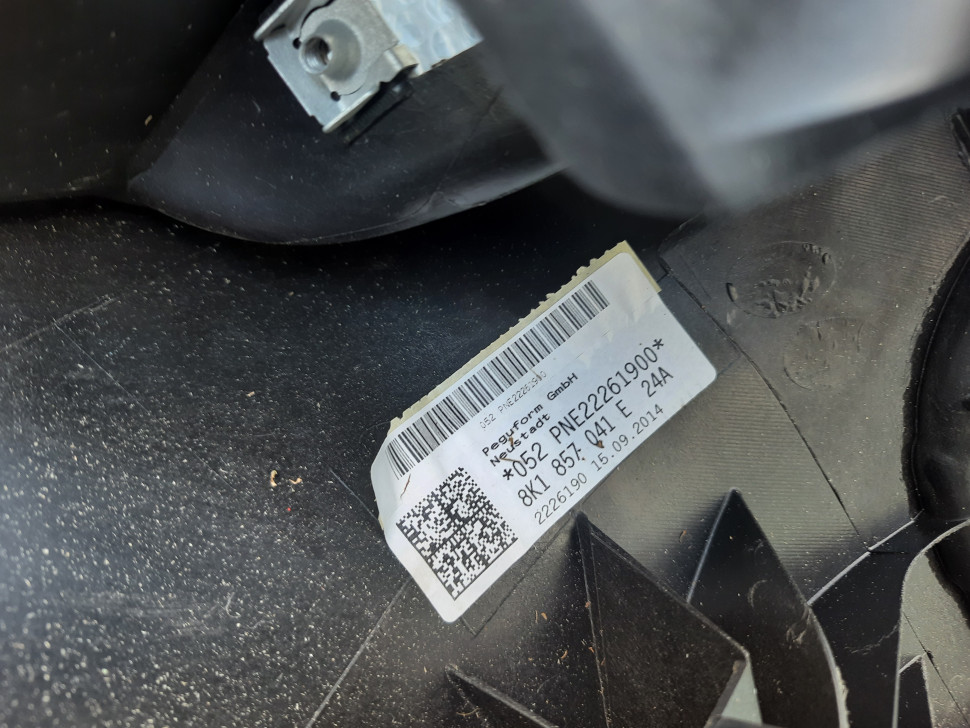 Торпедо AUDI A4 B8 2016 2015 2014 2013 2012 Ауди А4 панель с подушкой