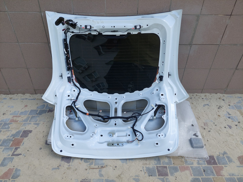 Крышка багажника Tesla model Y 2020 2021 2022 2023 ляда Тесла модел У 1493410-EC-A 1493410-E0-A 1493410-S0-A 1493410-01-A 