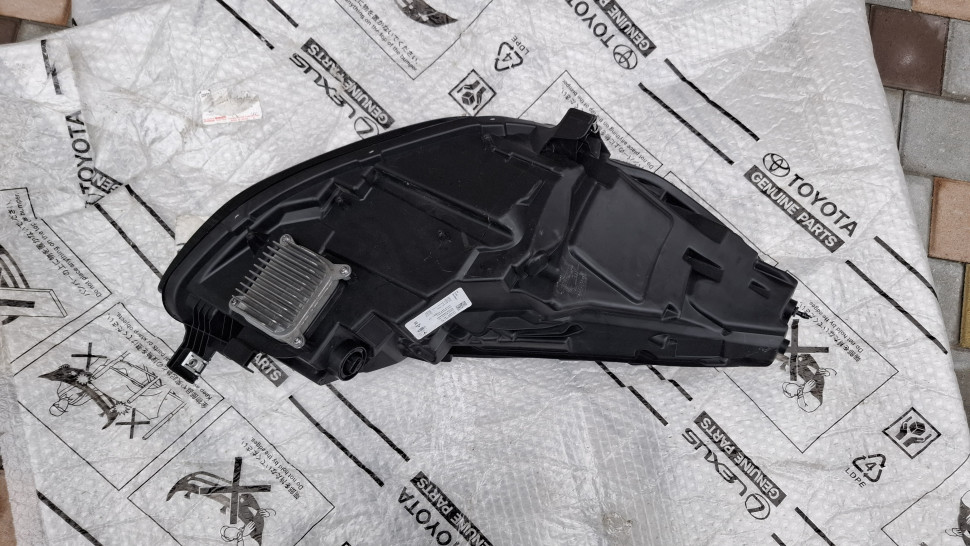 Новая лицензия Фара Tesla Model Y / 3 Фара левая линза Тесла модел У 3 1514952-00-D