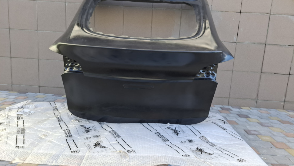 Крышка багажника Tesla model Y Б/У 2020 - 2025 ляда Тесла модел У 1493410-EC-A 1493410-E0-A 1493410-S0-A 1493410-01-A