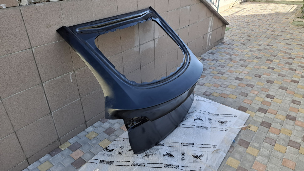 Крышка багажника Tesla model Y Б/У 2020 - 2025 ляда Тесла модел У 1493410-EC-A 1493410-E0-A 1493410-S0-A 1493410-01-A