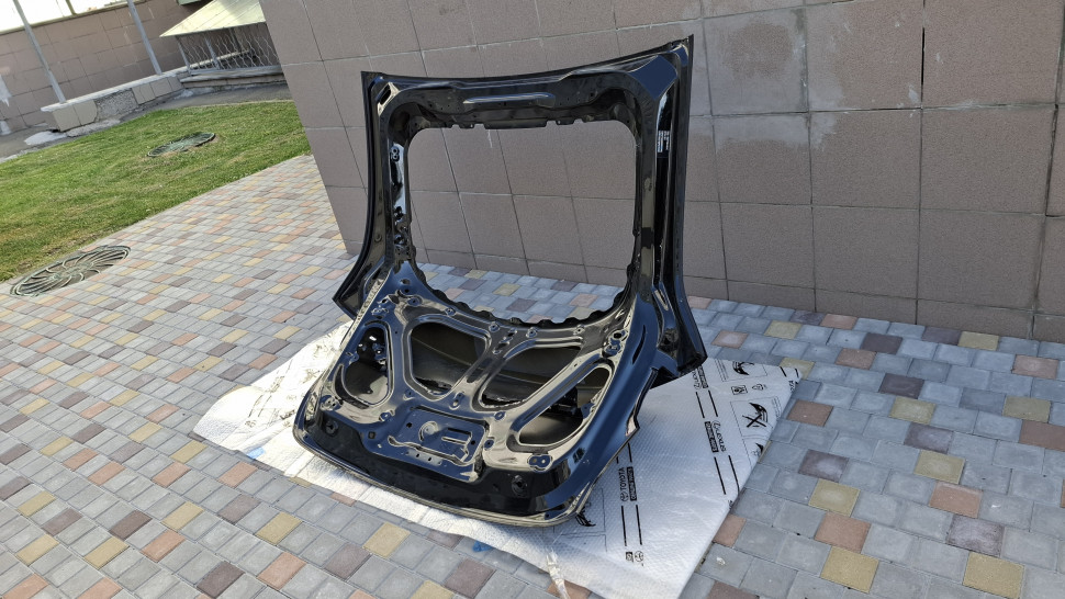 Крышка багажника Tesla model Y Б/У 2020 - 2025 ляда Тесла модел У 1493410-EC-A 1493410-E0-A 1493410-S0-A 1493410-01-A