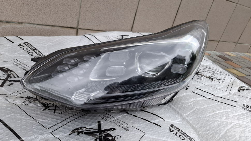 Фара ліва KIA Sportage 4 2018 2019 2020 2021 фара левая Спортейдж 4 F192101200