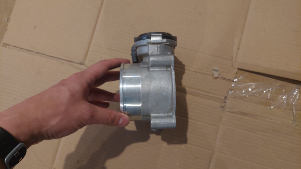 Дроссельная заслонка FORD Mustang VI Mk6 5.0 V8 GT 2018-2020 Ford Mustang GT F150 JL3E9F991AA