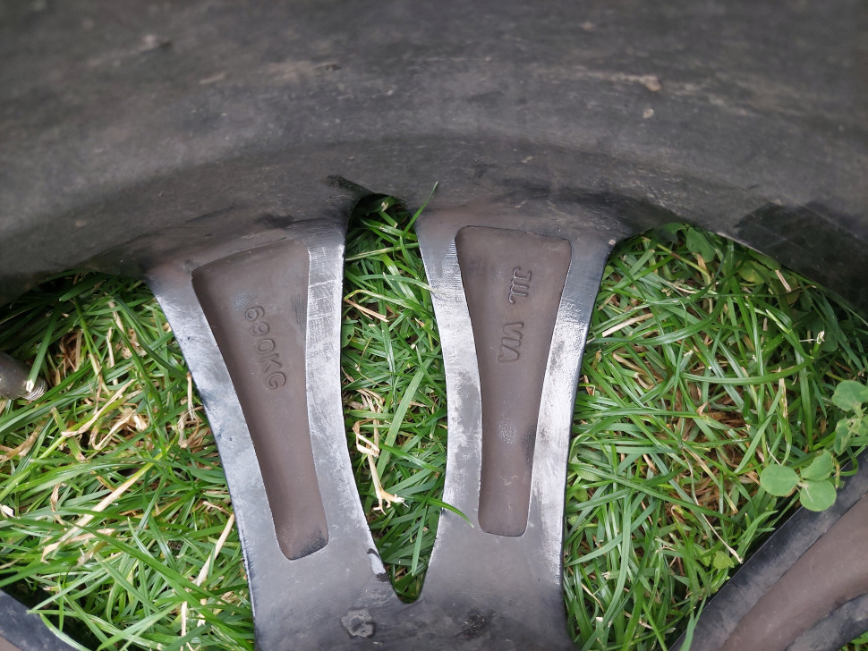 Диски TOYOTA Lexus R17 5x114.3 диски Hyundai KIA RENAULT MAZDA диски