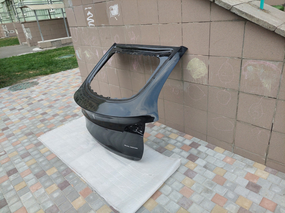 Крышка багажника Tesla Model Y 2020 2021 2022 2023 2024 2019 1493410 ляда Тесла 1493410-EC-A 1493410-E0-A 1493410-S0-A 1493410-01-A