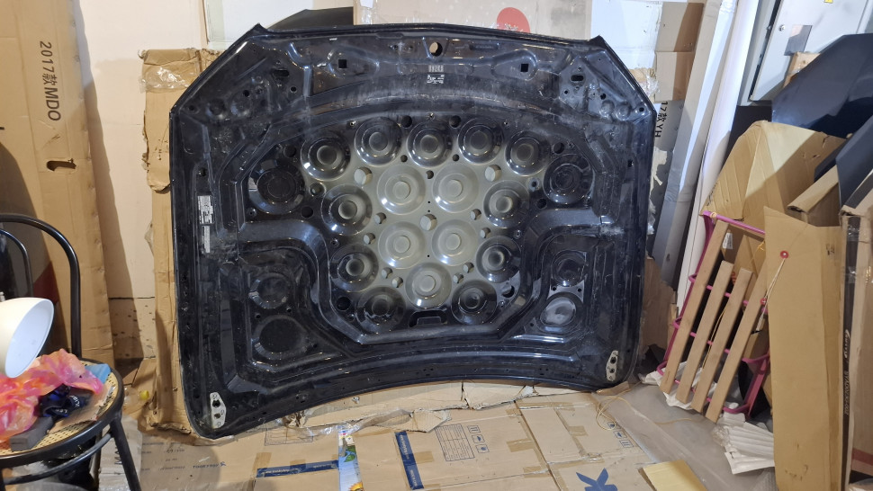 Капот Mercedes w213 2022 2021 2020 2019 2018 2017 2016 2015 A2138870203, деффект, мелкие вмятины, в родной краске.
