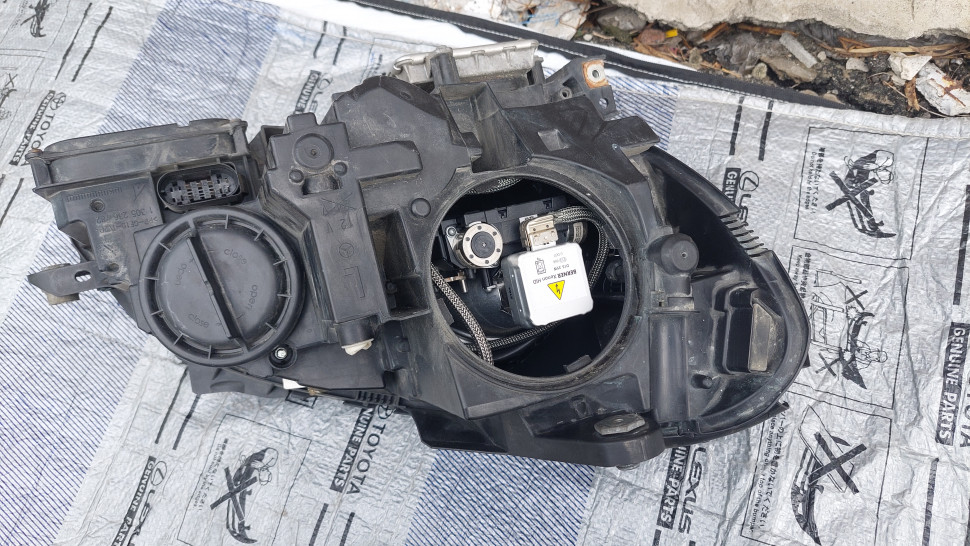 Фара Mercedes w204 рестаил bi-ксенон ILS поворотная Фара Мерседес 204 2014 2013 2012 2011