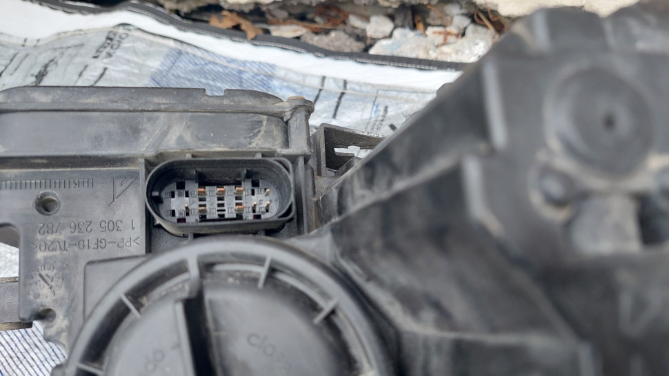 Фара Mercedes w204 рестаил bi-ксенон ILS поворотная Фара Мерседес 204 2014 2013 2012 2011