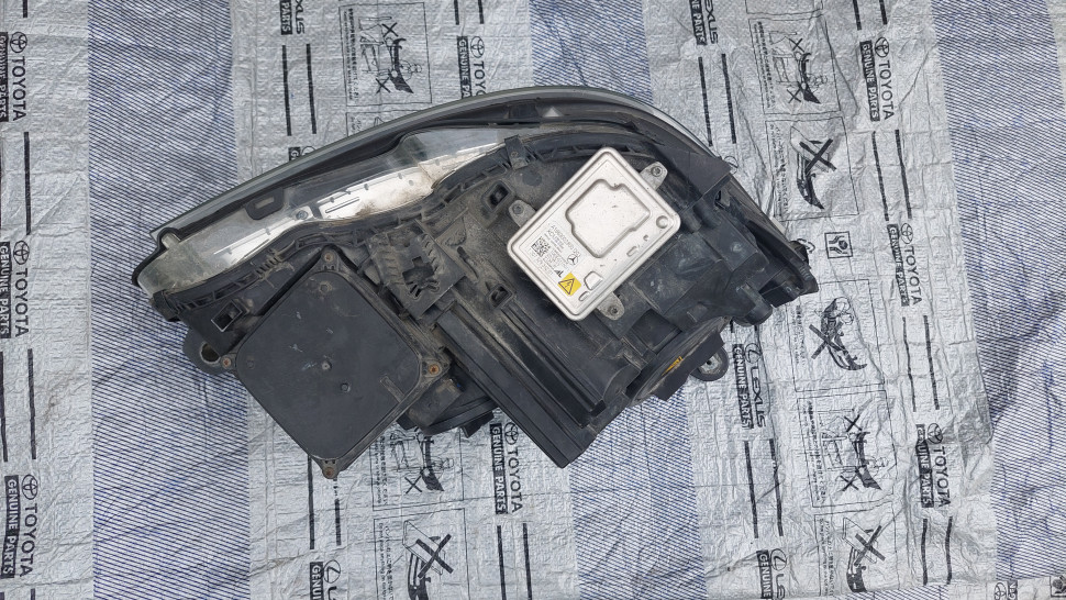 Фара Mercedes w204 рестаил bi-ксенон ILS поворотная Фара Мерседес 204 2014 2013 2012 2011