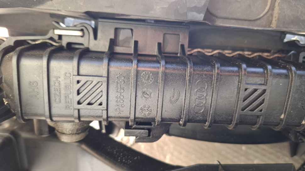 Панель передняя Audi q5 8r радиаторы комплект 2.0 Б/У оригинал