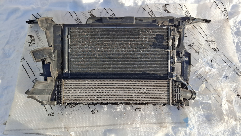 Панель передняя Audi q5 8r радиаторы комплект 2.0 Б/У оригинал