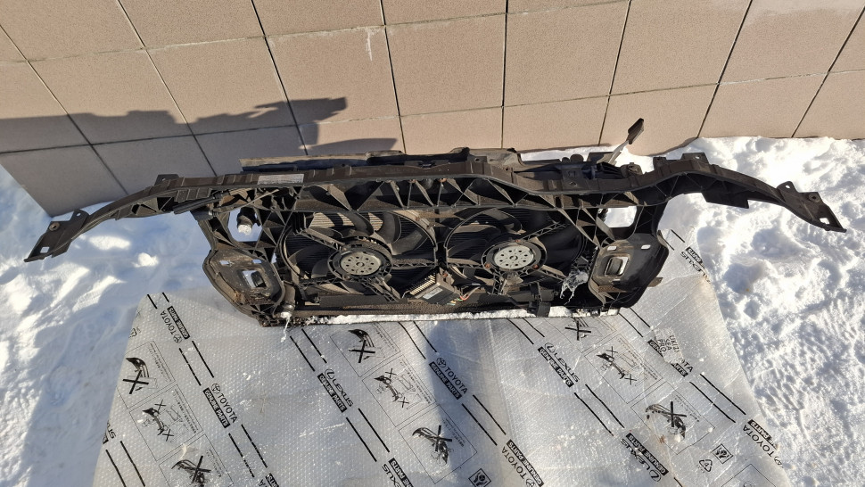 Панель передняя Audi q5 8r радиаторы комплект 2.0 Б/У оригинал