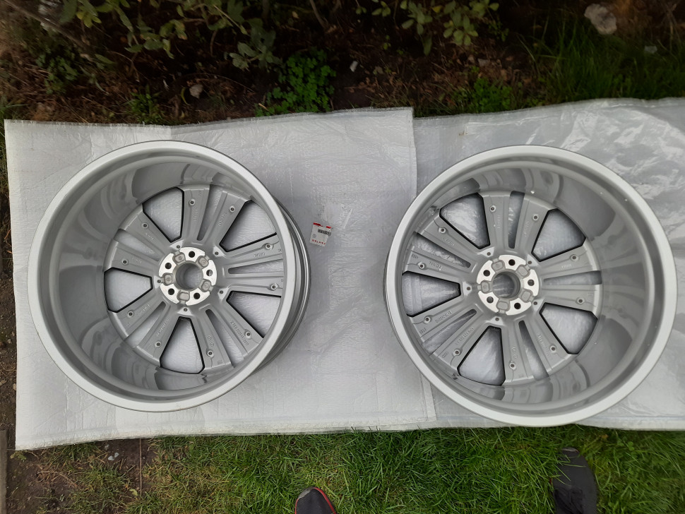 Диск AUDI sport q8 4m r22 4m8601025an VAG Диск Ауди ку 8 Германия Новый Оригинал. Есть только пара дисков. цена указана за пару.