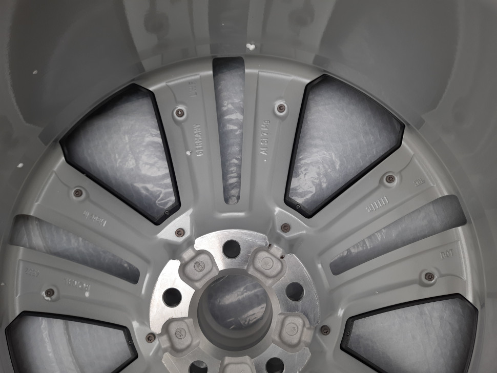 Диск AUDI sport q8 4m r22 4m8601025an VAG Диск Ауди ку 8 Германия Новый Оригинал. Есть только пара дисков. цена указана за пару.