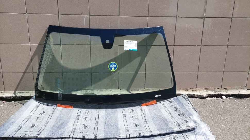 Лобовое стекло Mercedes GLC 2016 2017 2018 2019 2020 2021 2022 A2536709100 Ветровое стекло Мерседес ГЛС