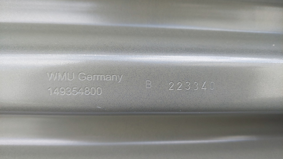 Дверь TESLA MODEL Y 2023 2022 2021 2020 передняя правая бу Двері Тесла модель У