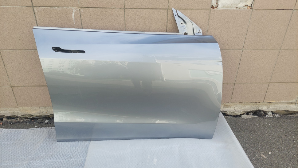 Дверь TESLA MODEL Y 2023 2022 2021 2020 передняя правая бу Двері Тесла модель У