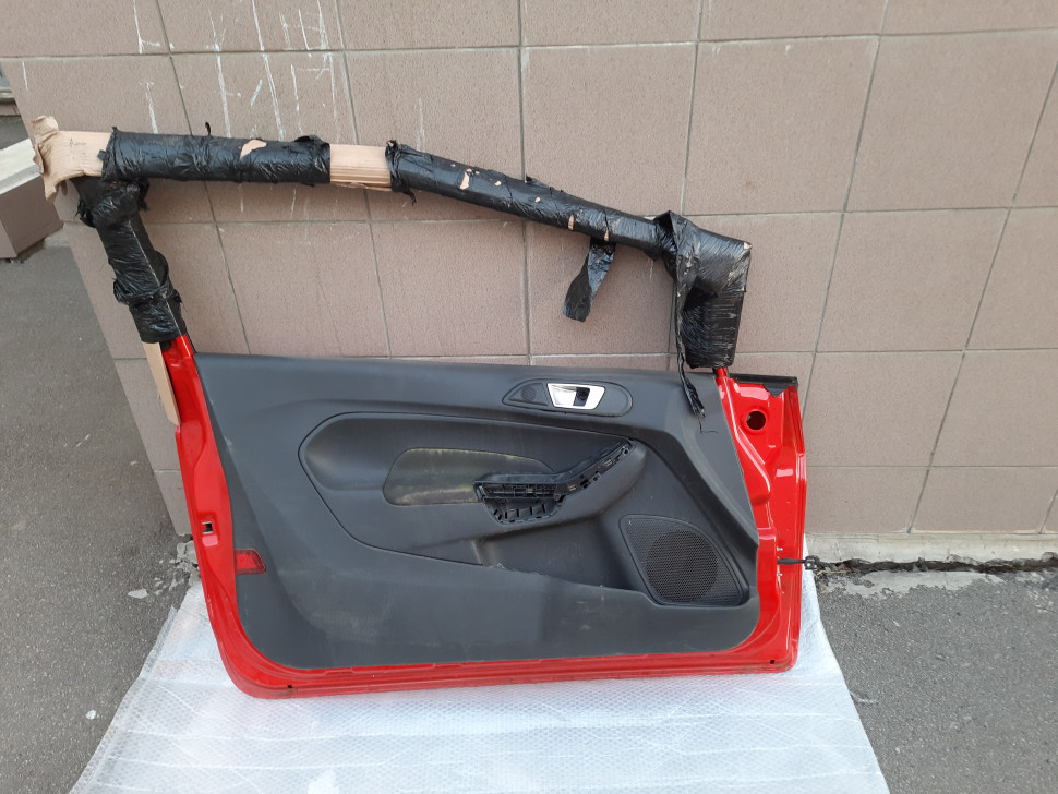 3D 3-х дверная Дверь Ford Fiesta mk7 купе 3D 3-х дверная Дверь Фиеста в сборе