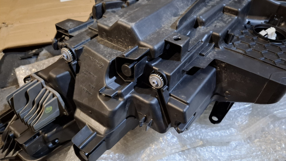 Фара права Lexus RX350 RX350 RX450h 2024 2025 2026 Triple Beam в сборі фара Лексус РХ три лінзи 3