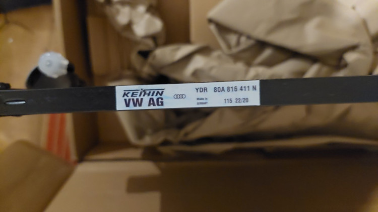 Радиатор Audi Q5 80a fy НОВЫЙ ОРИГИНАЛ радиатор кондиционера Ауди ку 5