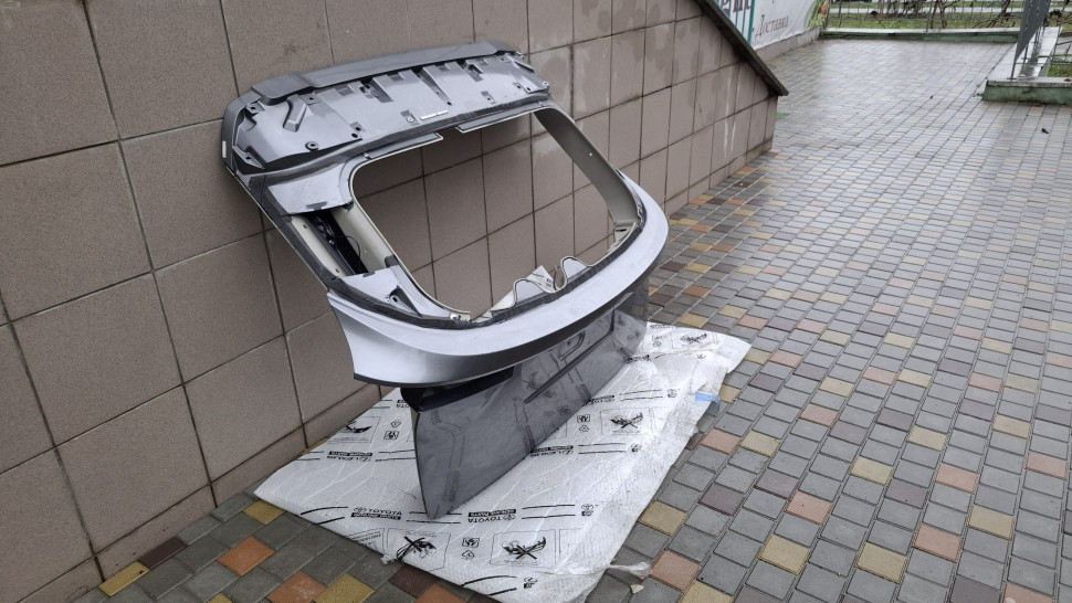 Крышка багажника Nissan Ariya 2023 2024 2025 2026 кришка багажника Нисан Ария 9001A5MB0C ляда Ніссан Арія