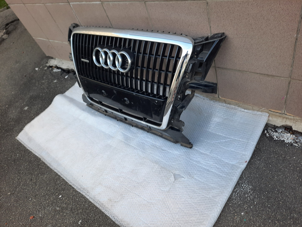 Решетка радиатора AUDI Q5 8R 2012 2011 2010 2009 Решетка Ауди Ку5