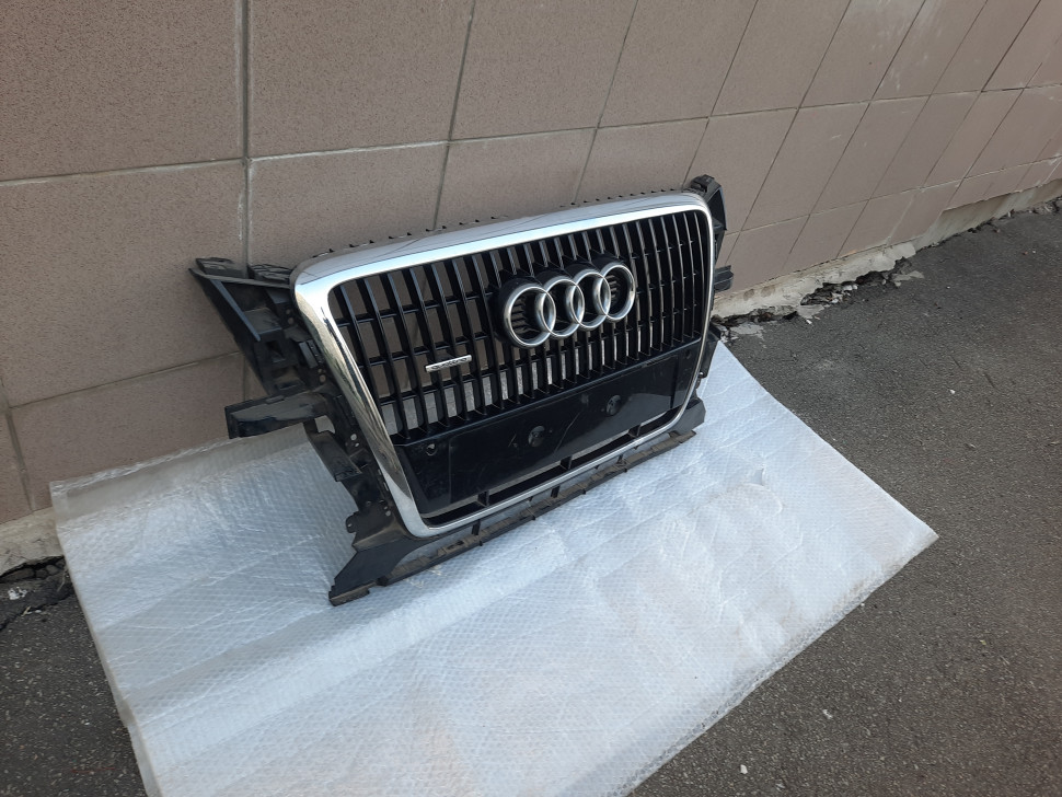 Решетка радиатора AUDI Q5 8R 2012 2011 2010 2009 Решетка Ауди Ку5