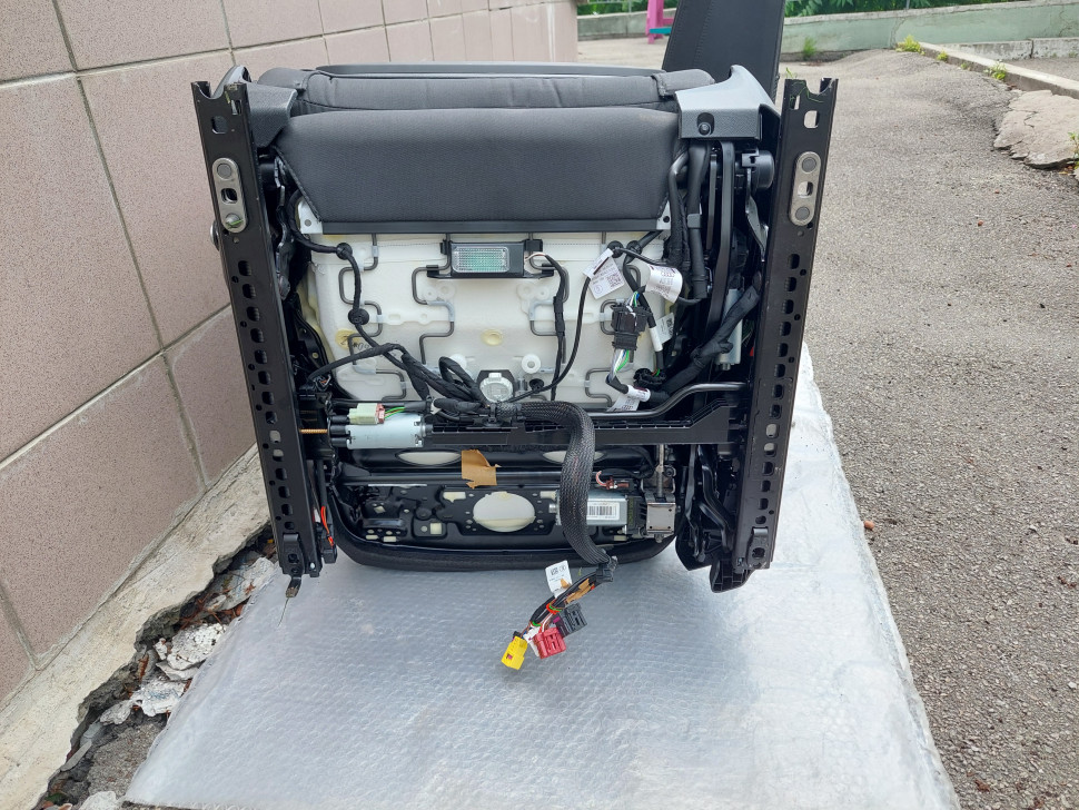 Сиденье AUDI A6 C8 2019 кресло електро Ауди А6 С8 Салон AUDI Q8 e-tron