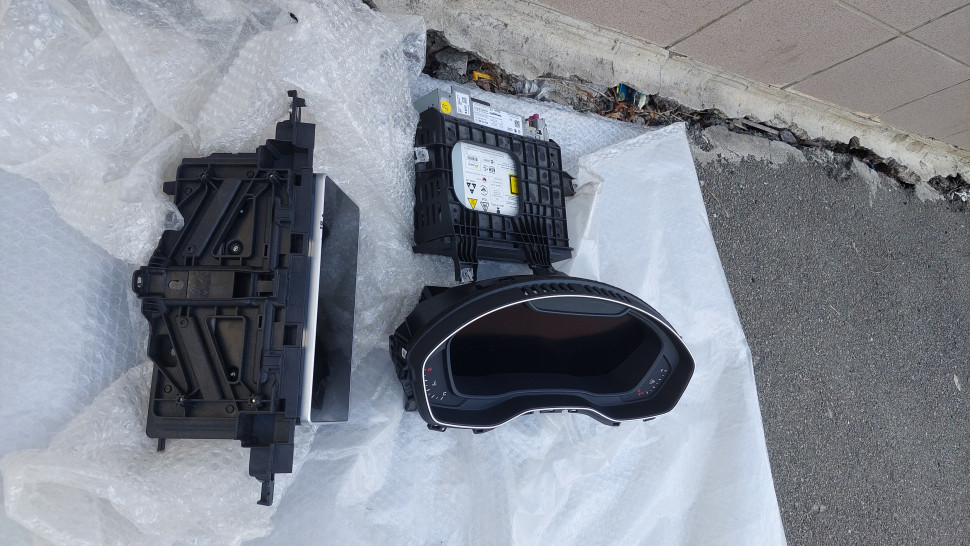 Virtual Cockpit Панель приборов Audi A4 A5 Q5 (106 пробег) виртуальная mmi навигация