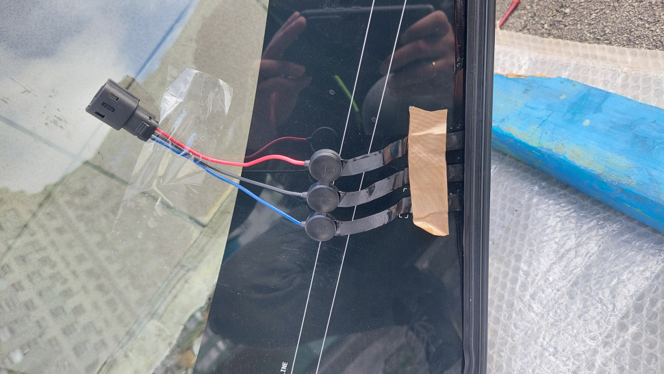 3 пина Лобовое стекло Tesla Model Y 2023 2022 21 Новое ОРИГИНАЛ 3 контакта