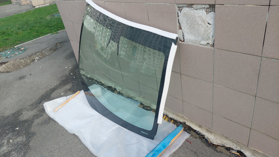 3 пина Лобовое стекло Tesla Model Y 2023 2022 21 Новое ОРИГИНАЛ 3 контакта