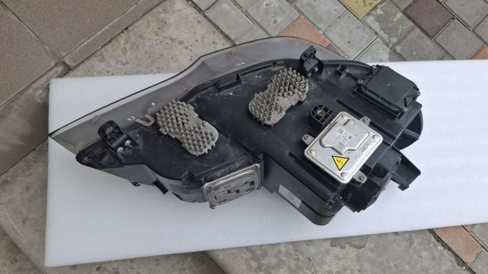 Фара BMW X5 E70 2013 2012 2011 с блоками в сборі, рестаіл, адаптивна, ксенон. Фара ліва БМВ Х5 Е70 AFS 63127294605 63127298451