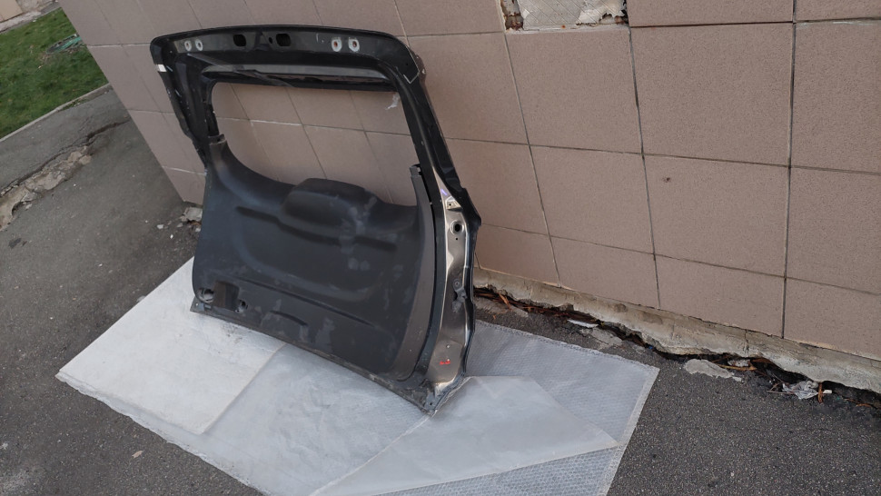 Крышка багажника Ford Escape 2019 2018 2017 Kuga ляда Ескейп Куга